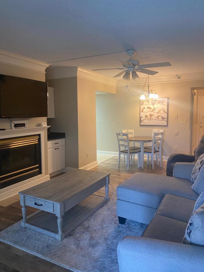 River Place 102 2bd *