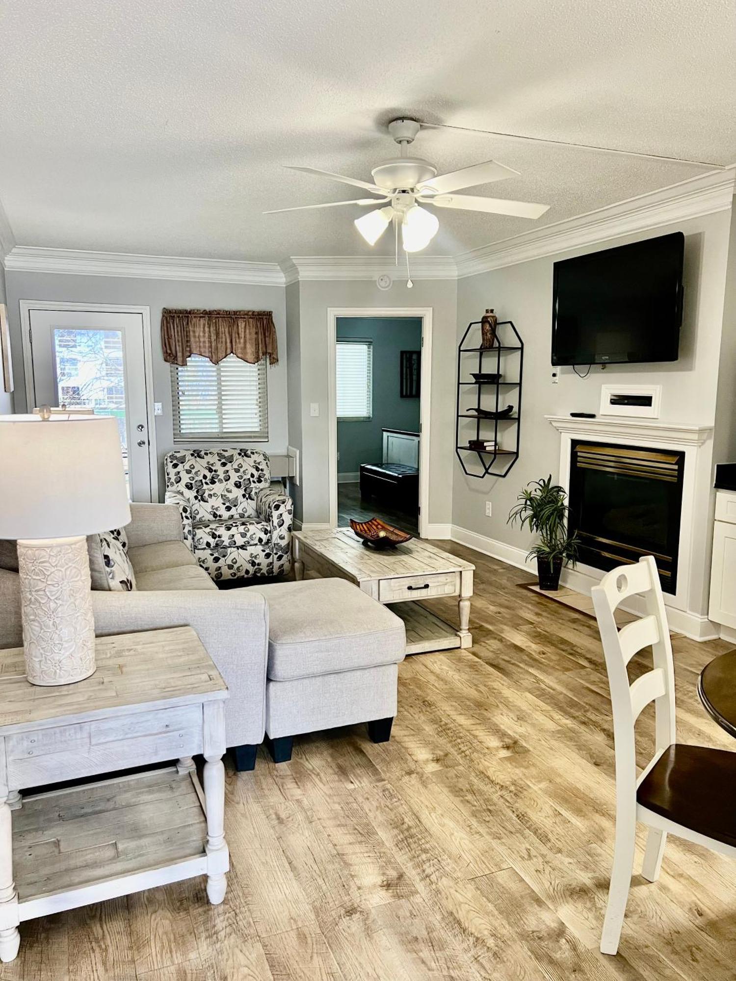 Hébergement de vacances River Place #102 2bd *