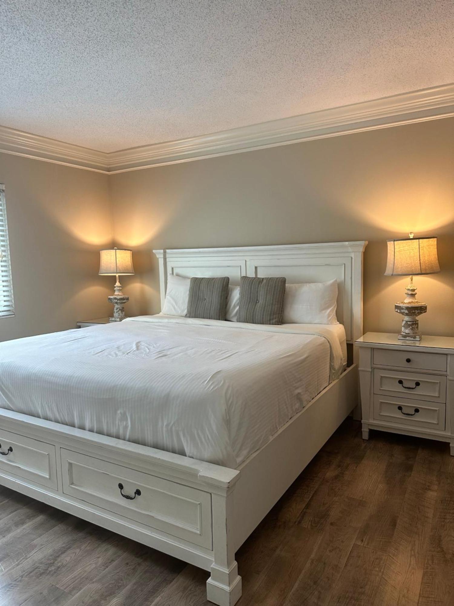 River Place #102 2bd Hébergement de vacances *